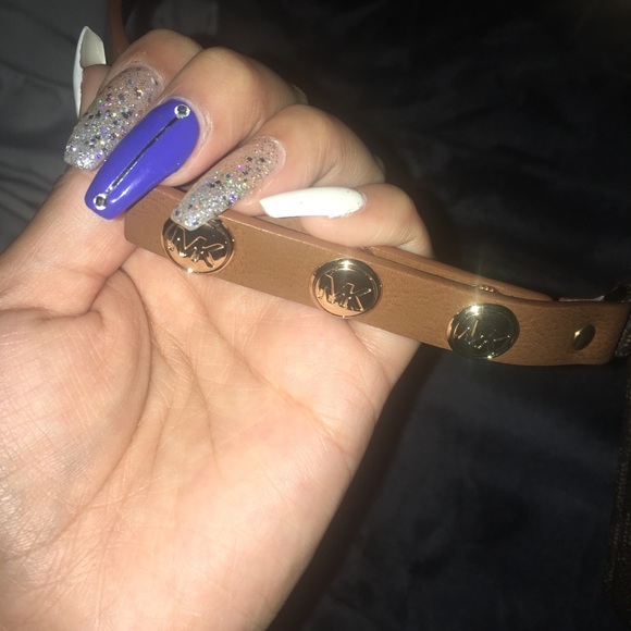 Michael Kors Fanny Belt - Picture 6 of 6